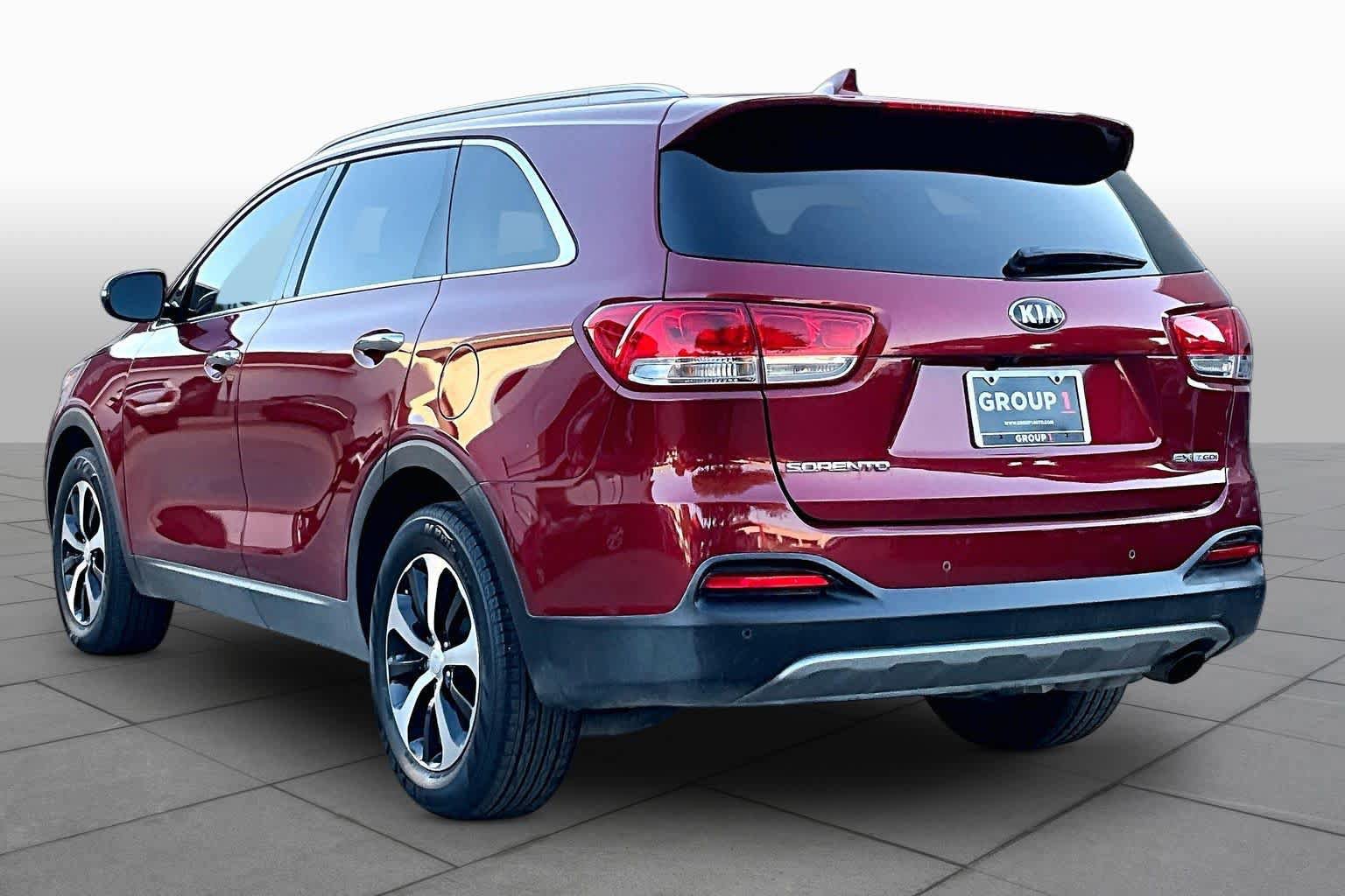 Used 2017 Kia Sorento EX FWD image 12
