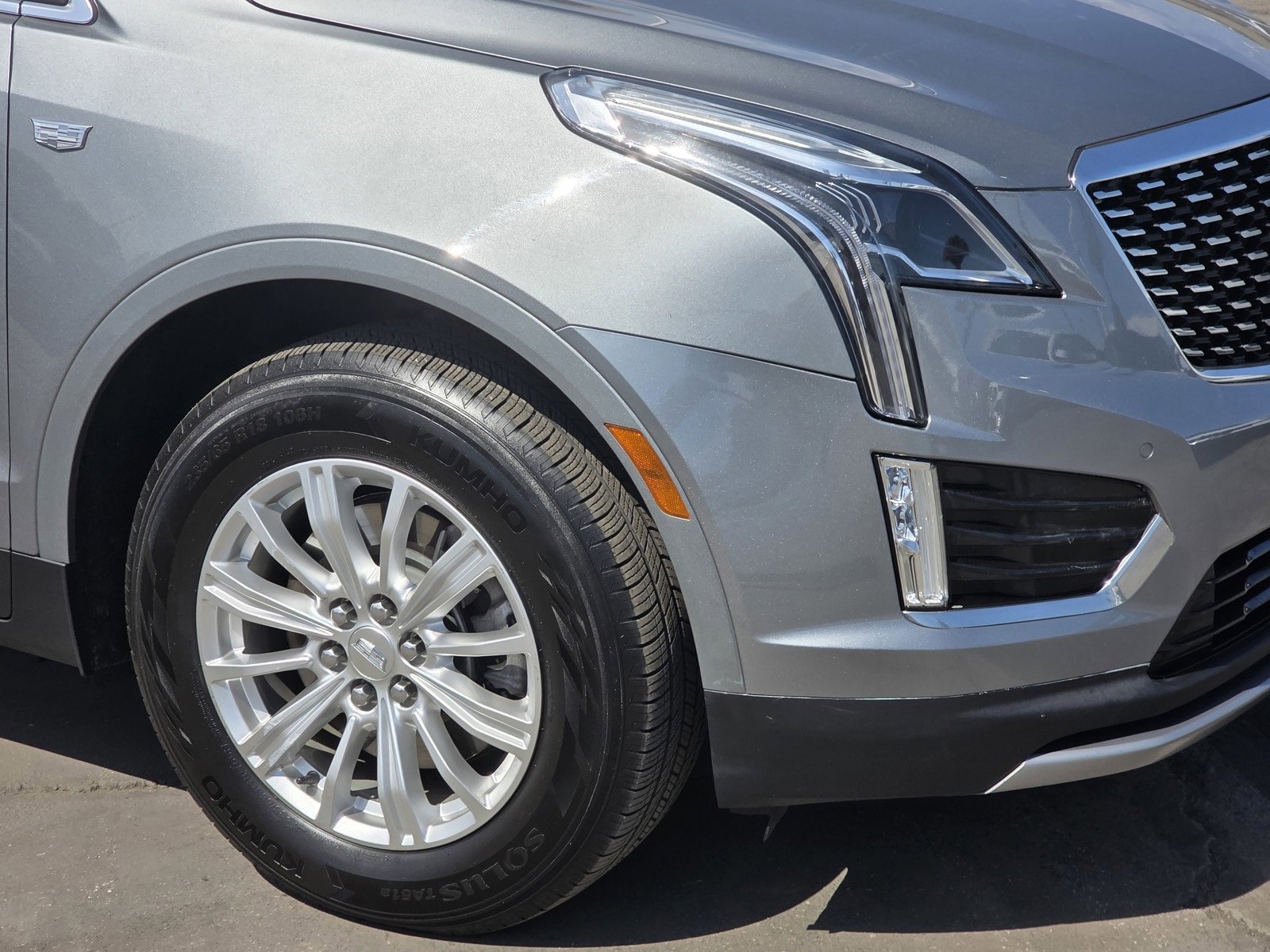Used 2023 Cadillac XT5 Premium Luxury image 10