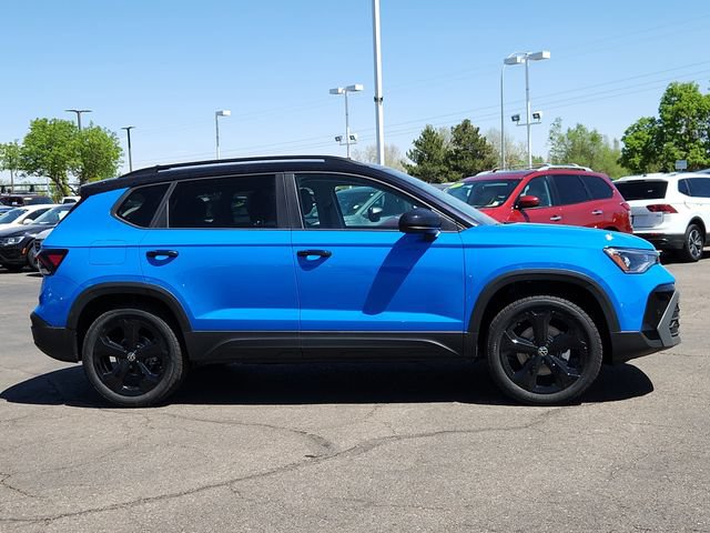 New 2026 Volkswagen Taos SE AWD/4WD image 2