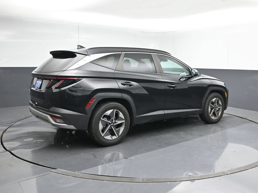 Used 2025 Hyundai Tucson SEL FWD image 5