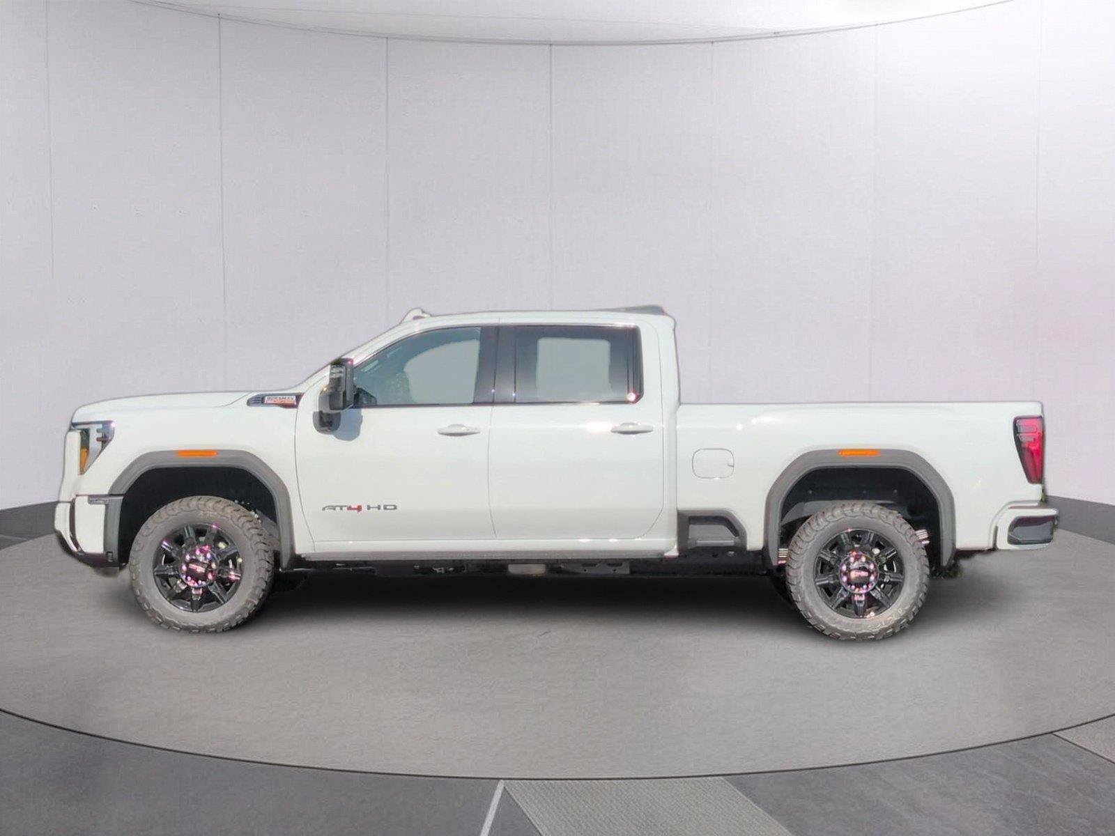 New 2026 GMC Sierra 2500 AT4 w/ AT4 Premium Plus Package AWD/4WD image 2