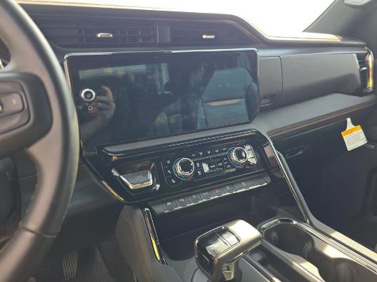 Used 2025 GMC Sierra 1500 AT4 image 11