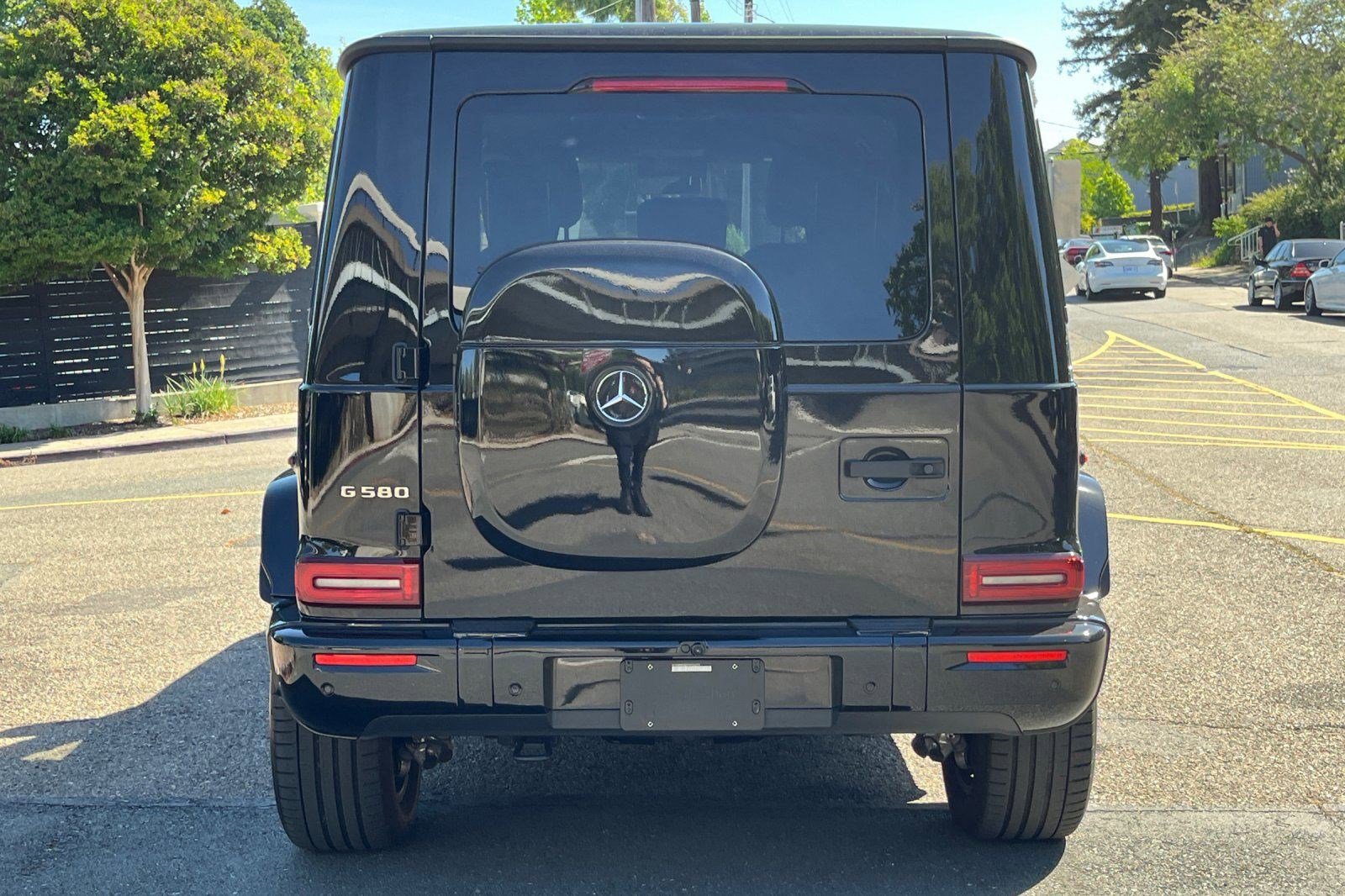 Used 2025 Mercedes-Benz G 580 w/ EQ Technology image 9