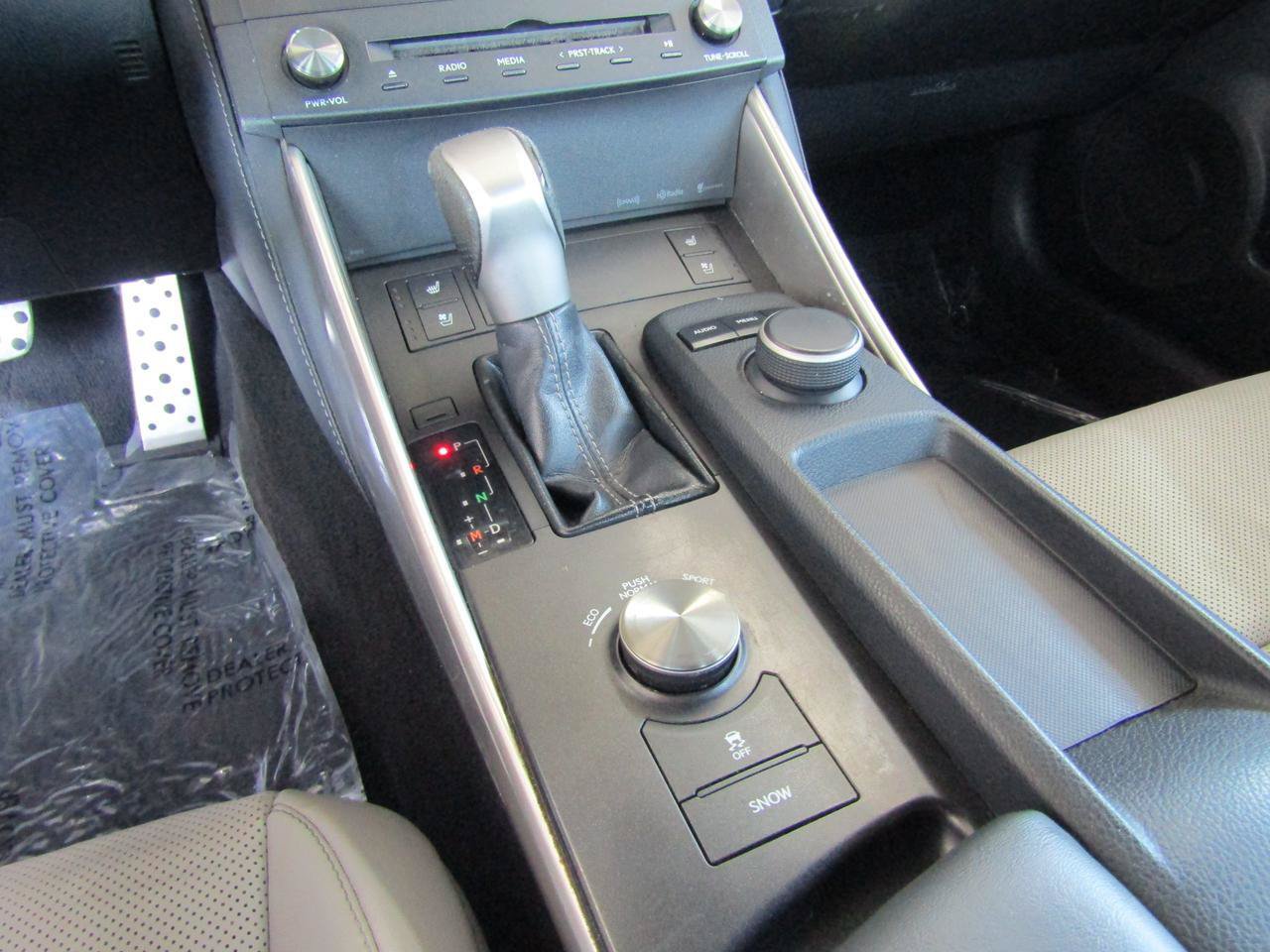 Used 2016 Lexus IS 200t w/ F Sport Package RWD image 19