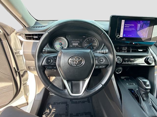 Used 2024 Toyota Venza LE AWD/4WD image 11