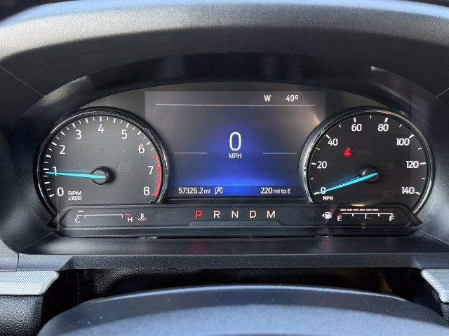 Used 2020 Ford Explorer XLT w/ Equipment Group 202A AWD/4WD image 17