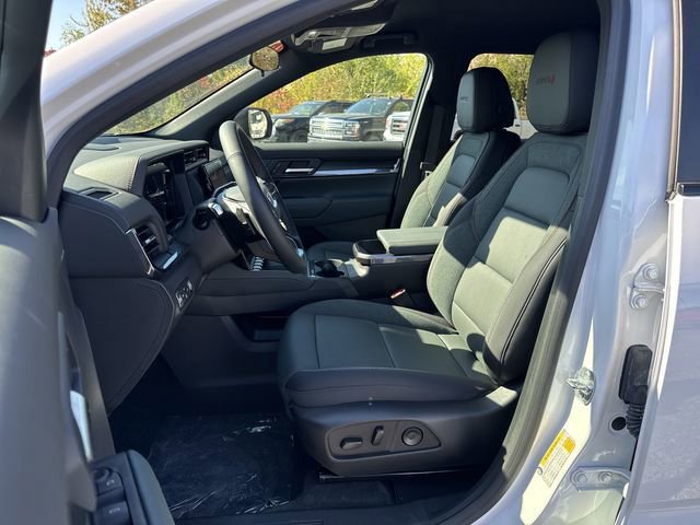 New 2026 GMC Terrain AT4 w/ LPO, Floor Liner Package AWD/4WD image 20