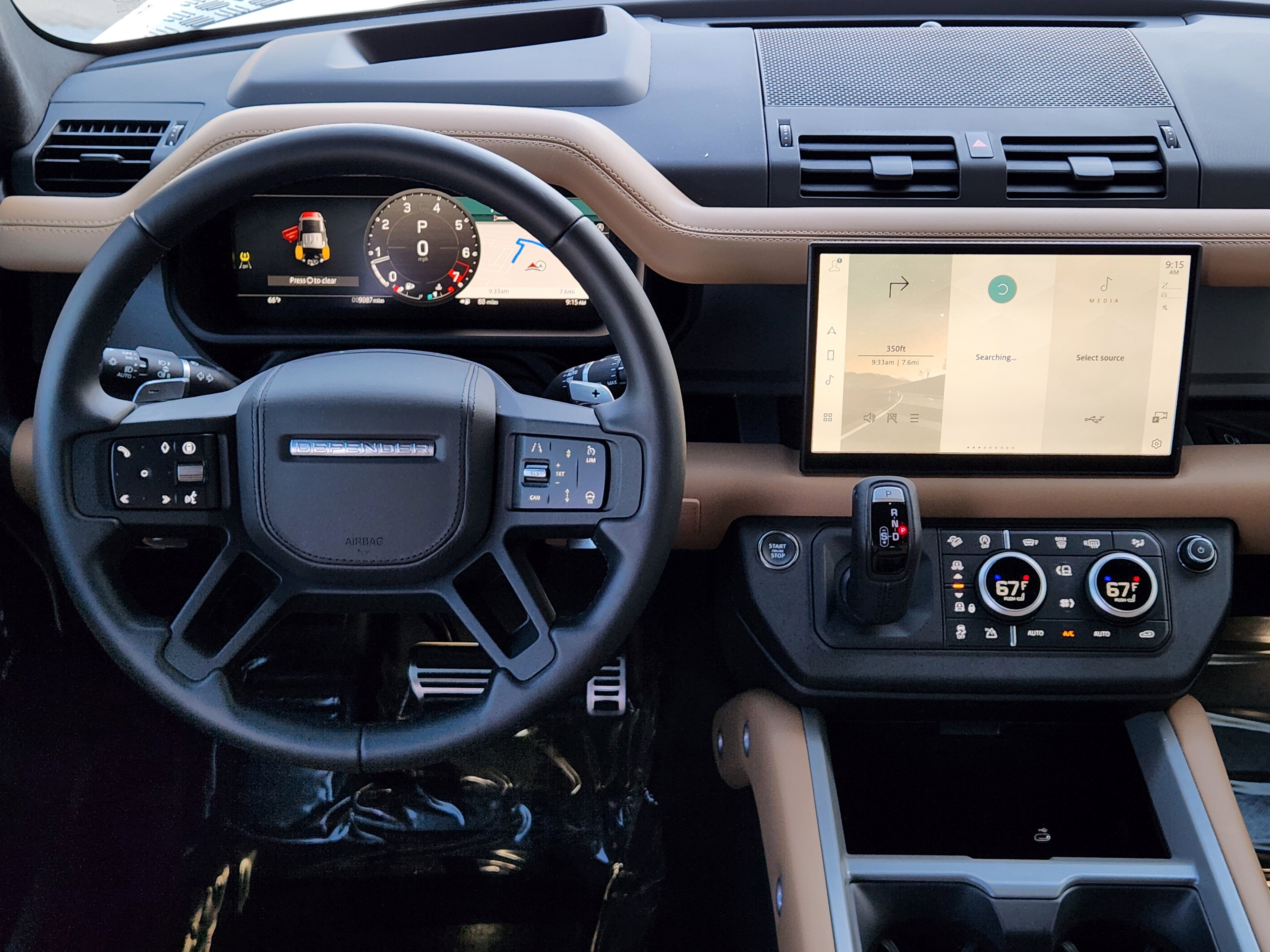 Certified 2025 Land Rover Defender 110 V8 image 28