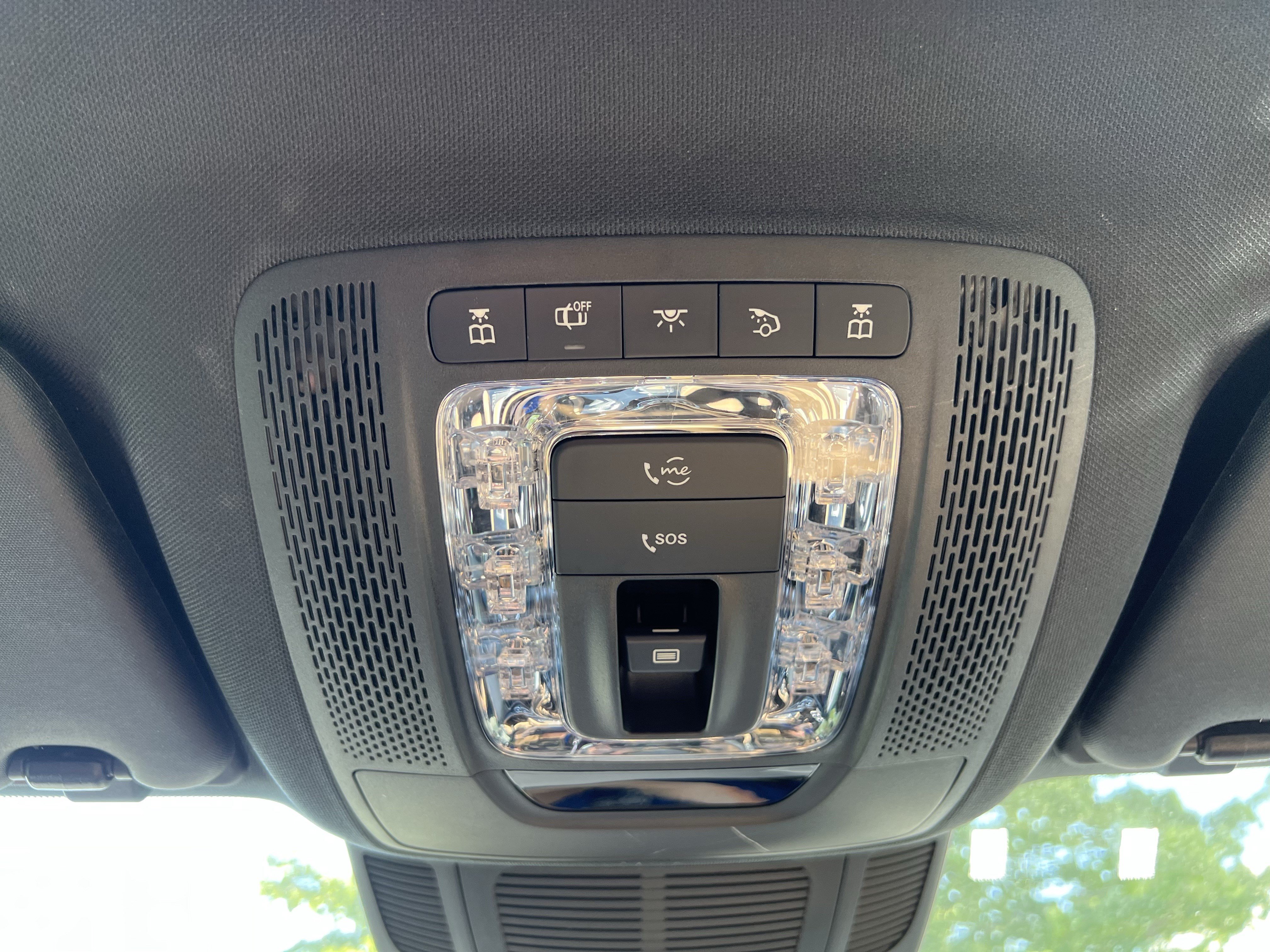 Certified 2025 Mercedes-Benz GLS 450 4MATIC image 28