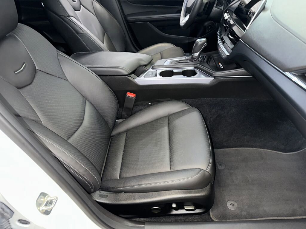 Certified 2026 Cadillac CT4 Premium Luxury image 31