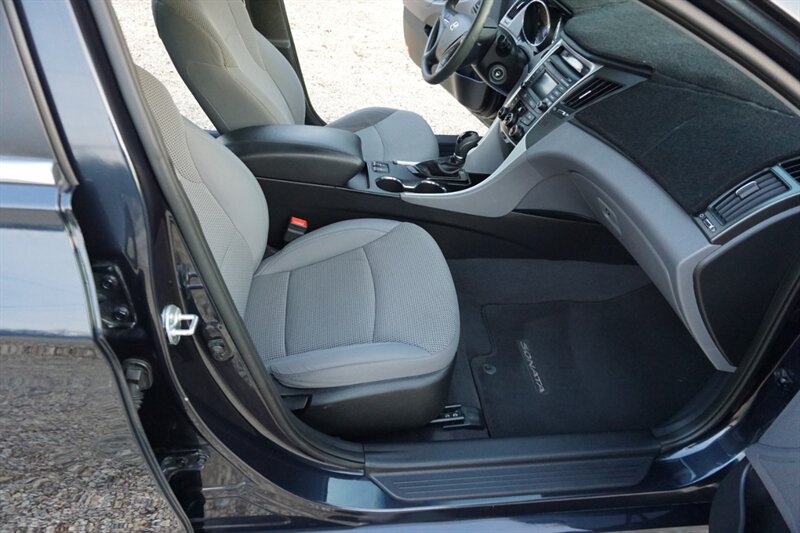 Used 2014 Hyundai Sonata GLS w/ Popular Equipment Group 2 FWD image 42