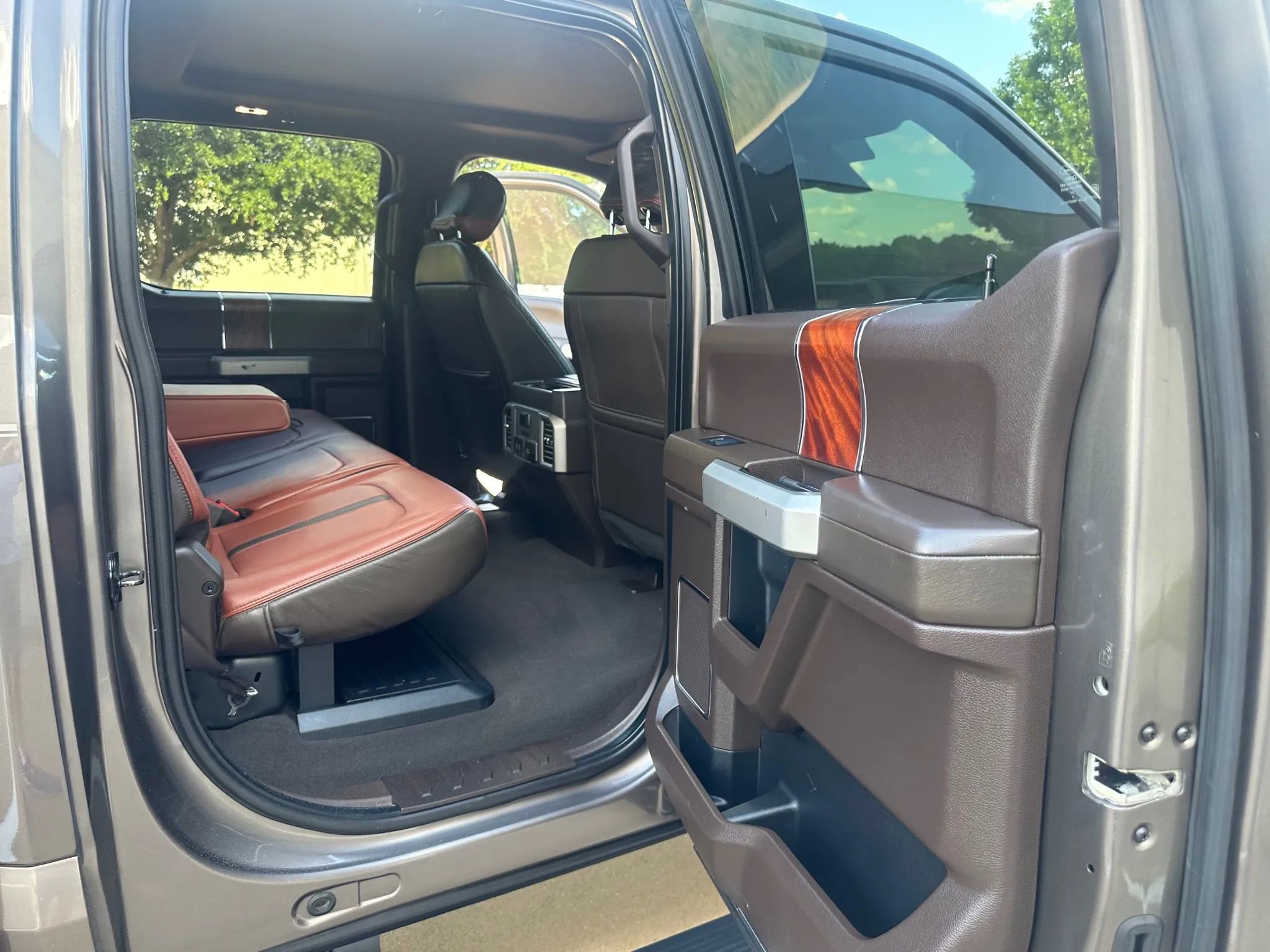 Used 2019 Ford F350 King Ranch w/ King Ranch Ultimate Package image 26
