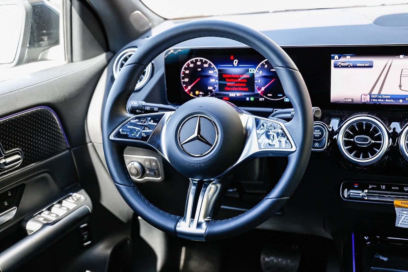 Used 2025 Mercedes-Benz GLA 250 image 13