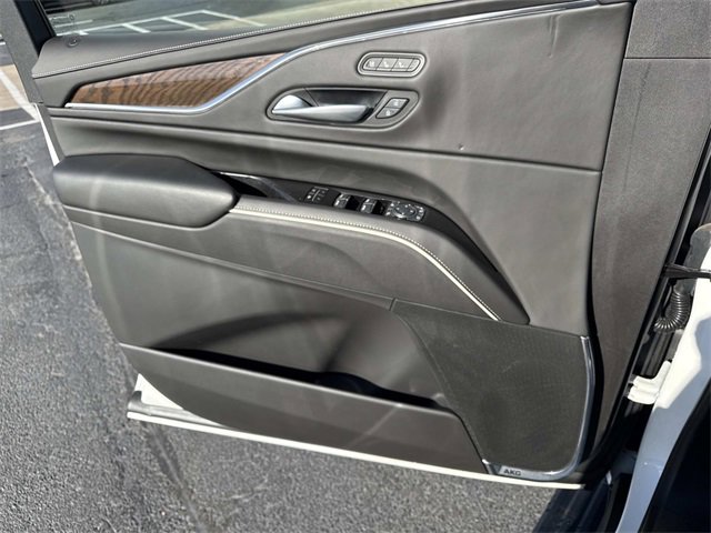 Certified 2024 Cadillac Escalade Sport Platinum w/ LPO, ONYX Package image 9