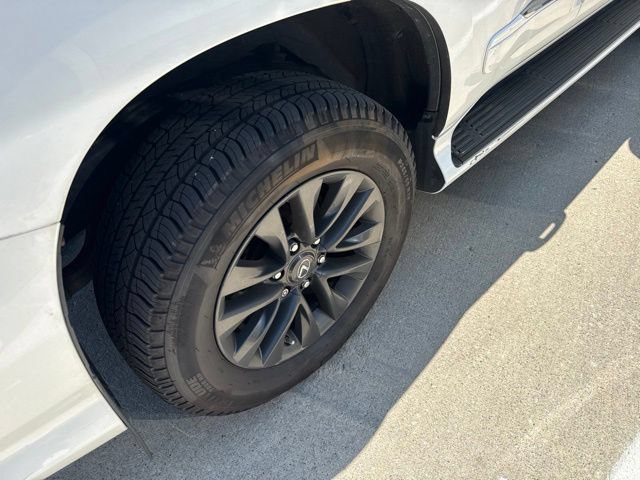 Used 2017 Lexus GX 460 w/ Navigation Package AWD/4WD image 6
