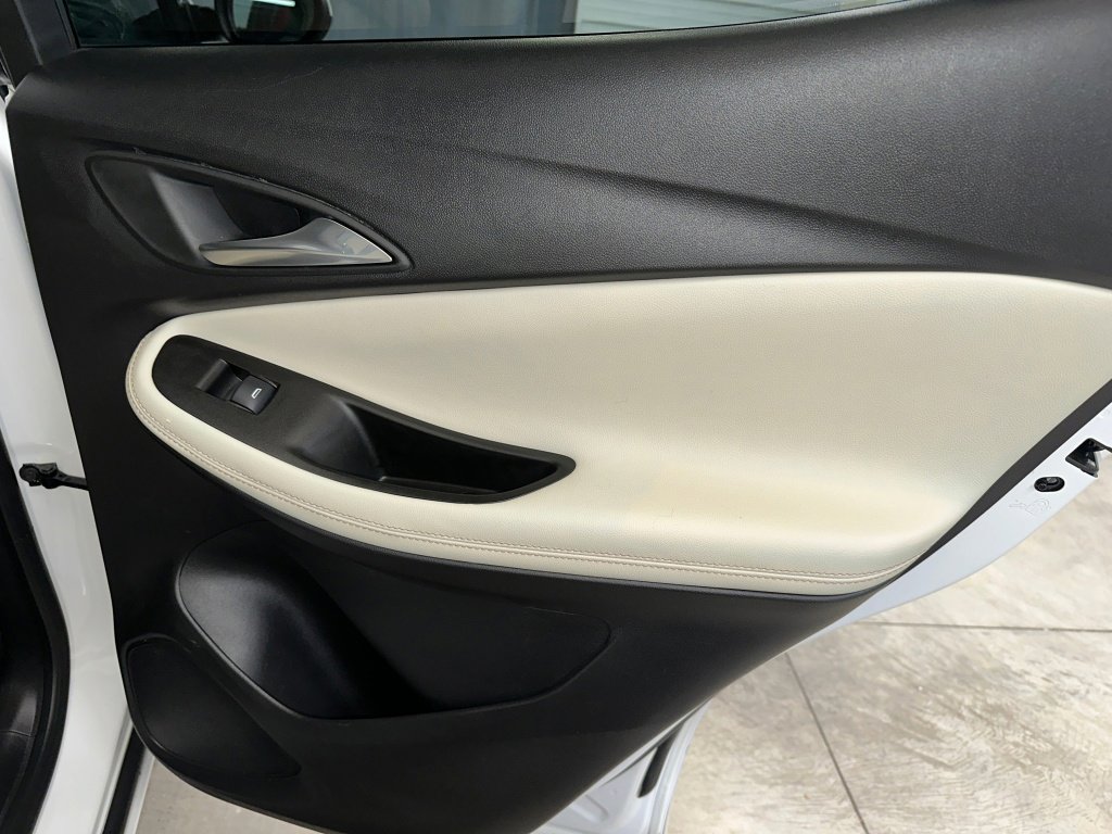 Certified 2024 Buick Encore GX Avenir w/ Avenir Convenience Package image 30