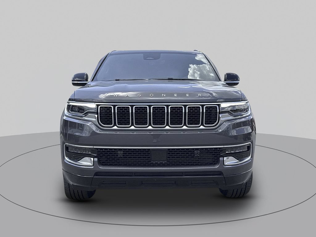 Used 2025 Jeep Wagoneer 4WD image 8