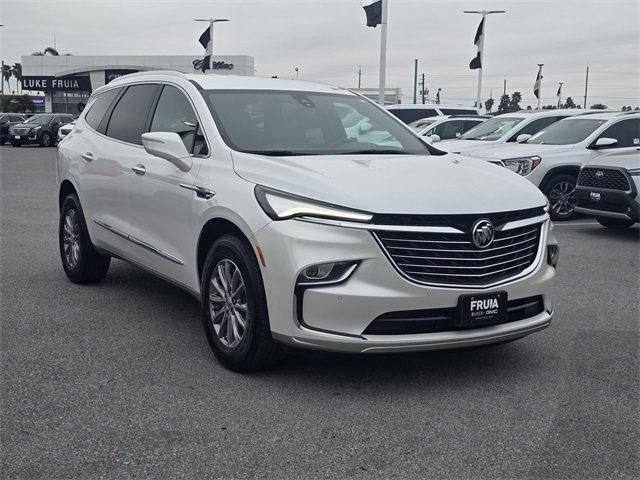 Used 2023 Buick Enclave Premium image 3