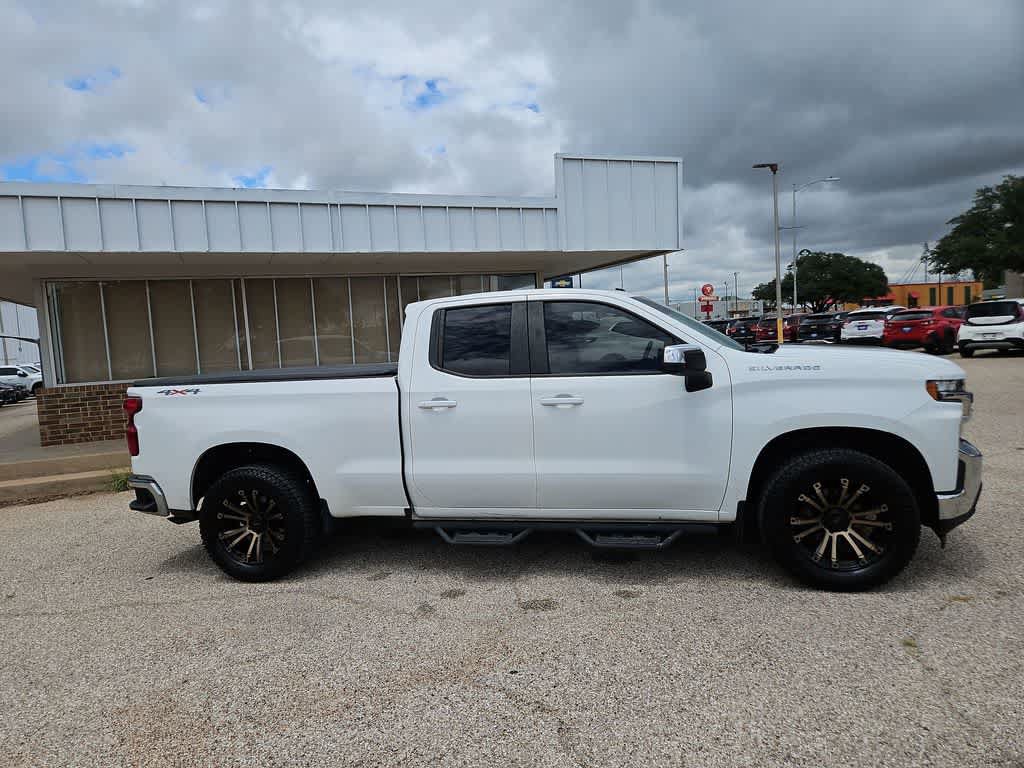 Used 2020 Chevrolet Silverado 1500 LT w/ Trailering Package AWD/4WD image 9