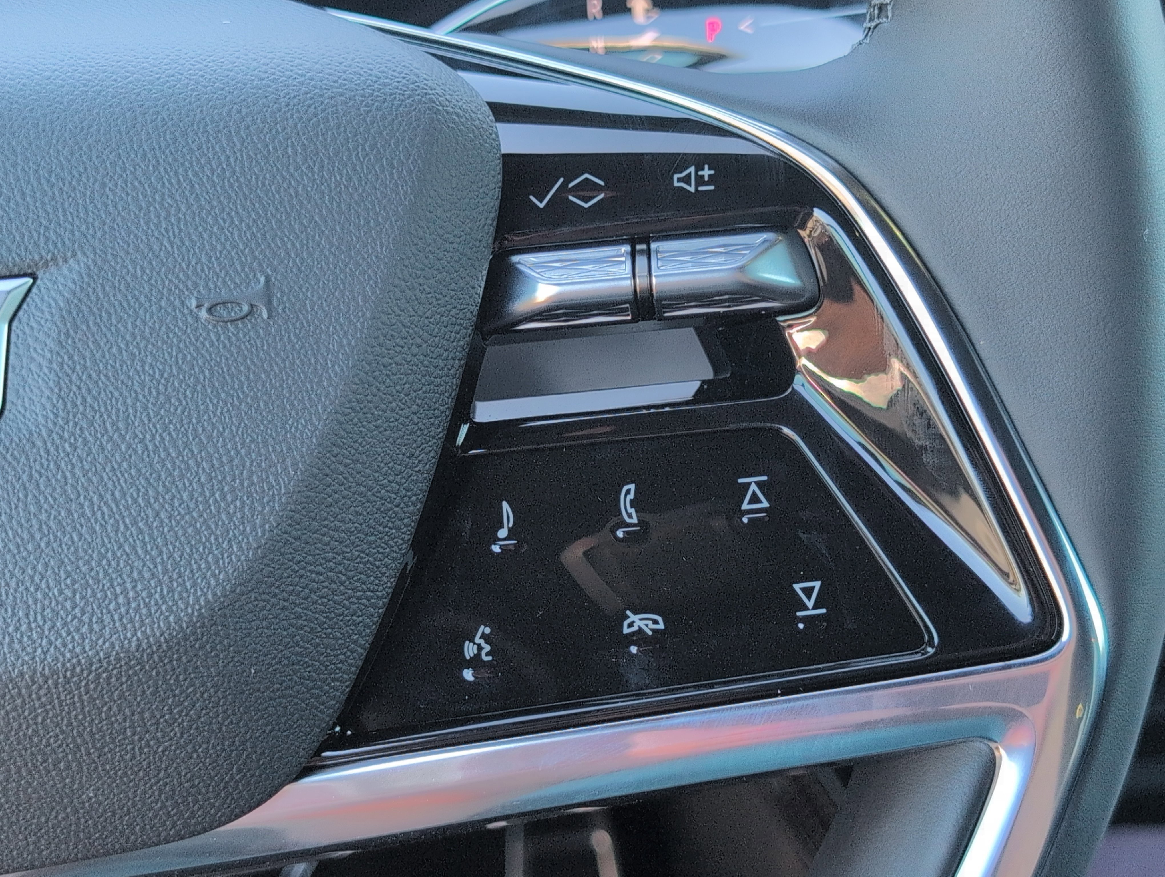 New 2026 Cadillac Vistiq Sport image 20
