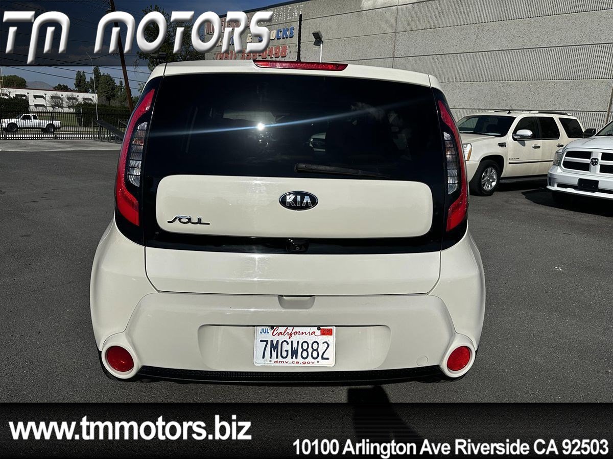 Used 2015 Kia Soul ! w/ Sun & Sound Package FWD image 5