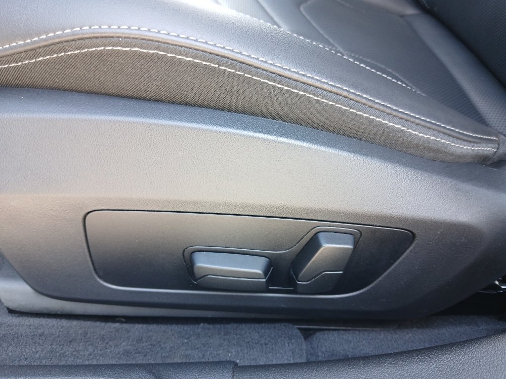 Used 2025 BMW 228i xDrive AWD/4WD image 11