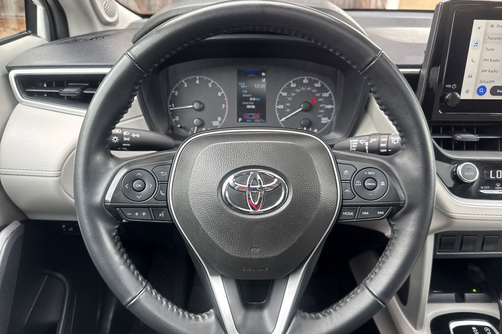 Certified 2024 Toyota Corolla Cross LE w/ Moonroof Package image 22