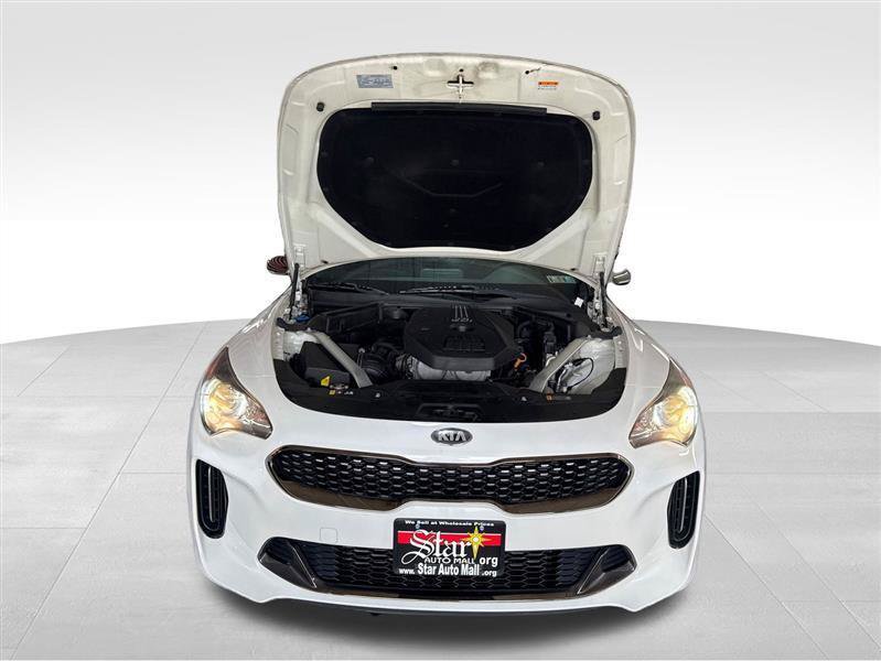 Used 2021 Kia Stinger GT-Line AWD/4WD image 11