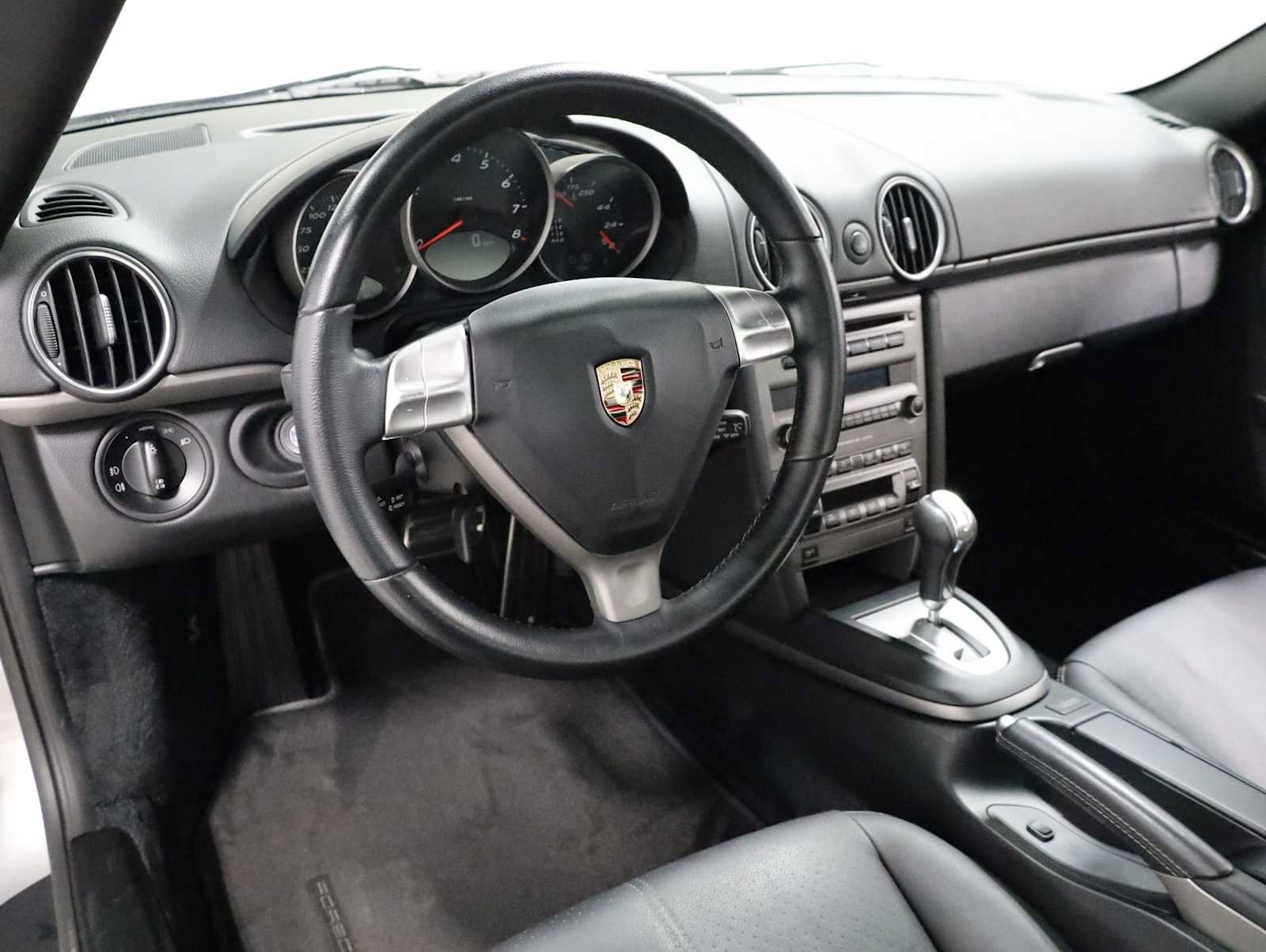 Used 2008 Porsche Cayman RWD image 4
