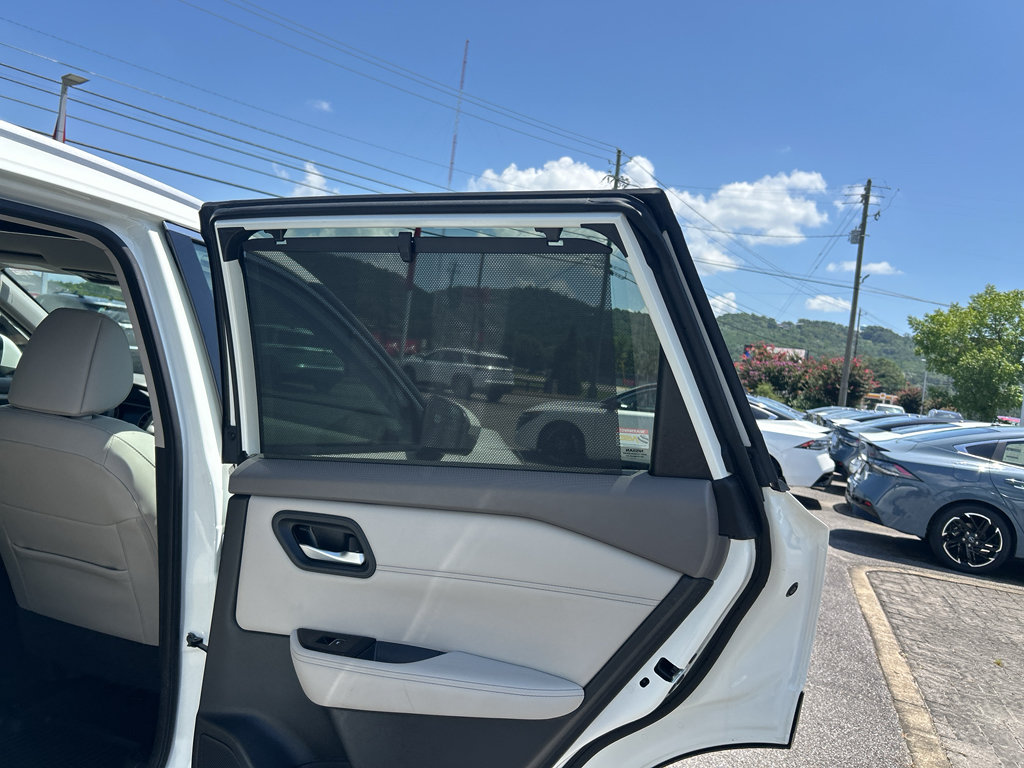 Certified 2023 Nissan Rogue SL w/ SL Premium Package AWD/4WD image 14