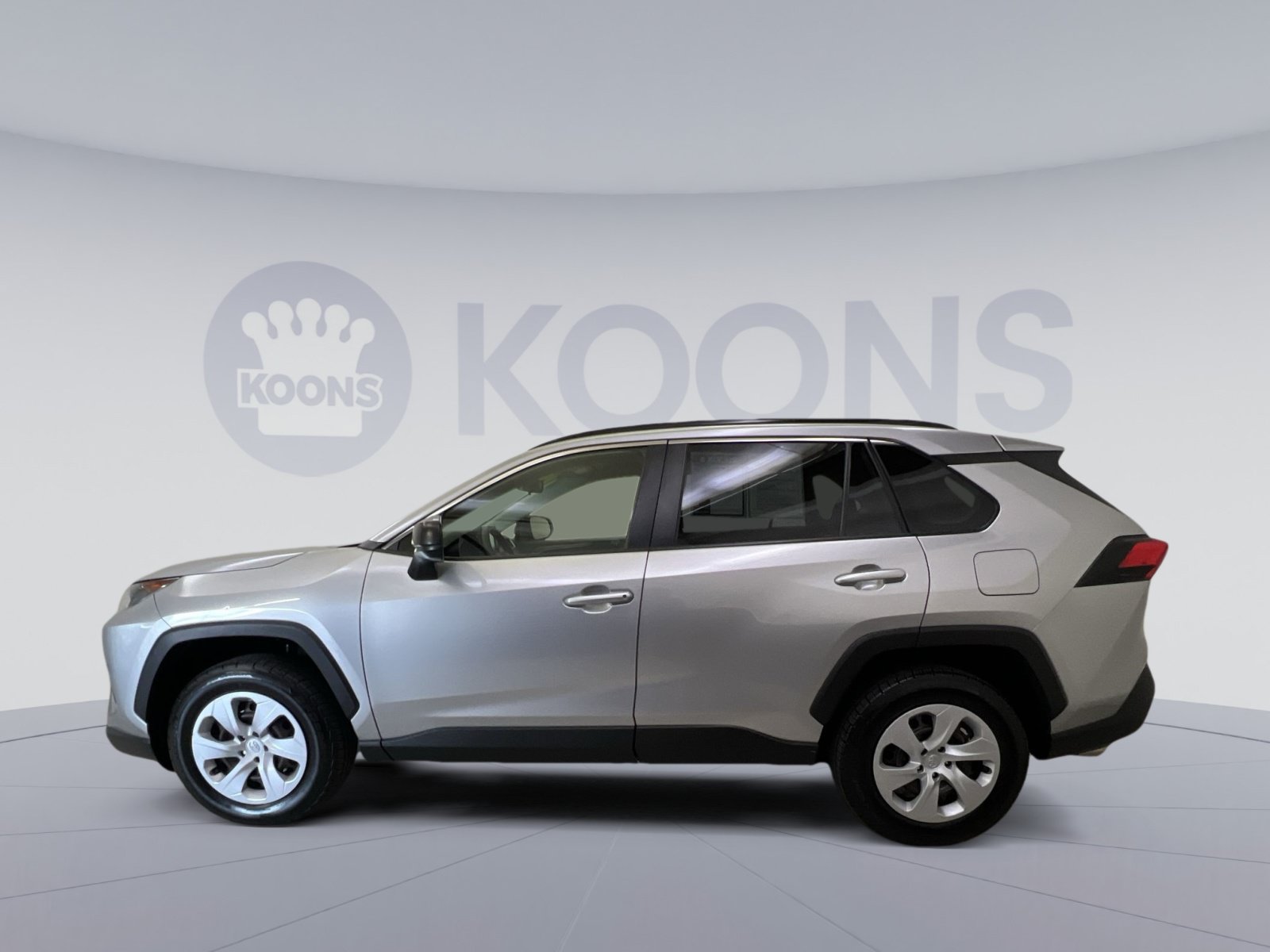 Used 2019 Toyota RAV4 LE w/ All Weather Liner Package AWD/4WD image 5