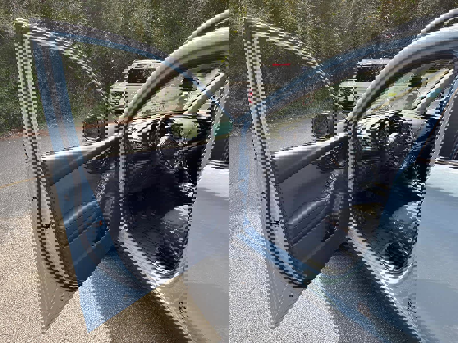 Used 2023 Subaru Crosstrek 2.0i Premium image 12