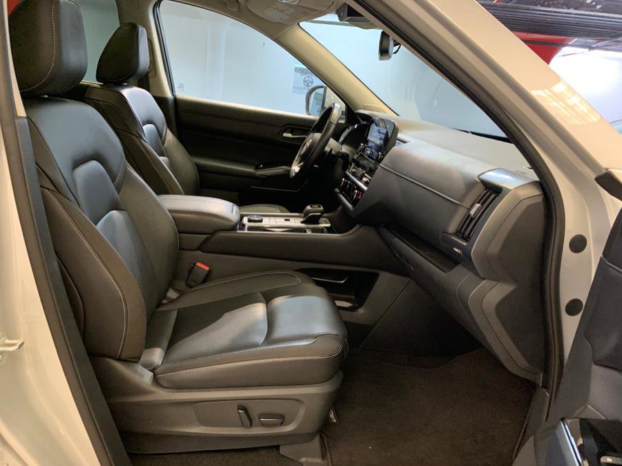 Used 2022 Nissan Pathfinder SL w/ SL Premium Package image 61