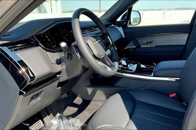 New 2025 Land Rover Range Rover Sport SE image 7