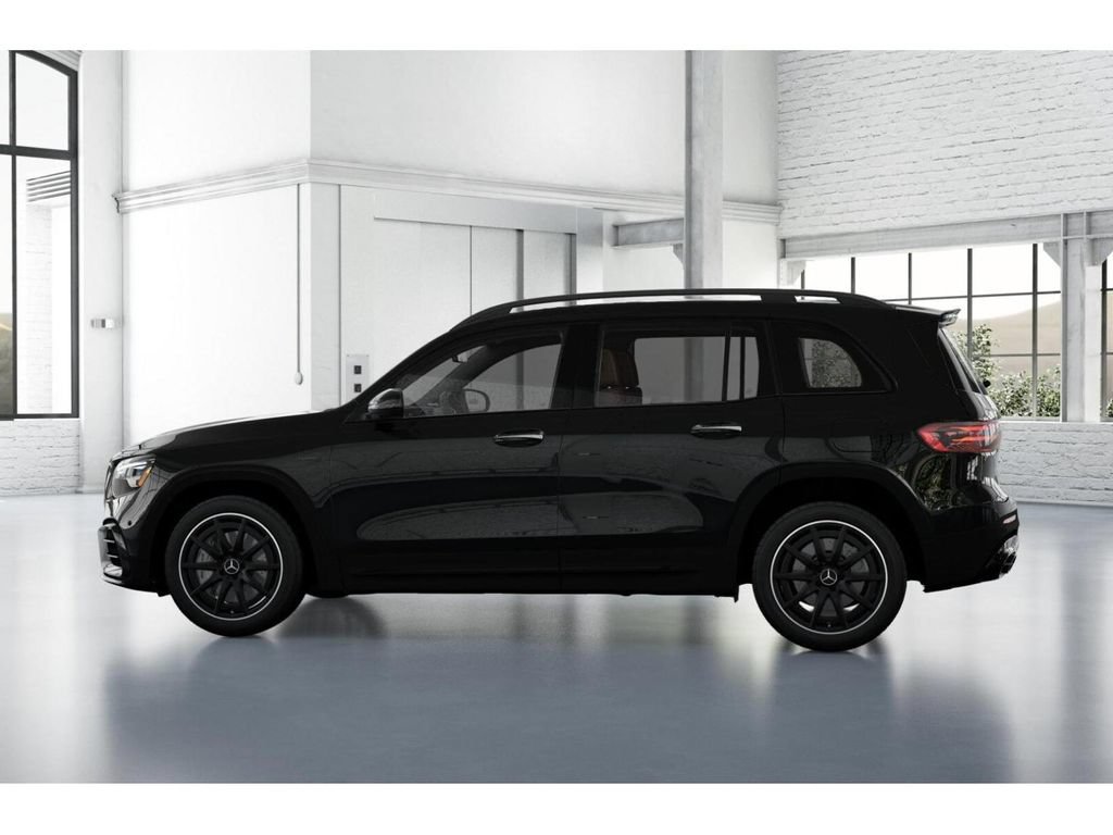 New 2026 Mercedes-Benz GLB 35 AMG 4MATIC image 33
