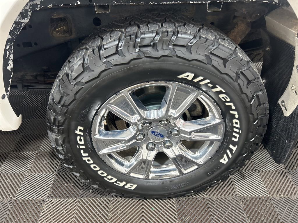 Used 2016 Ford F150 Lariat w/ Equipment Group 502A Luxury image 29