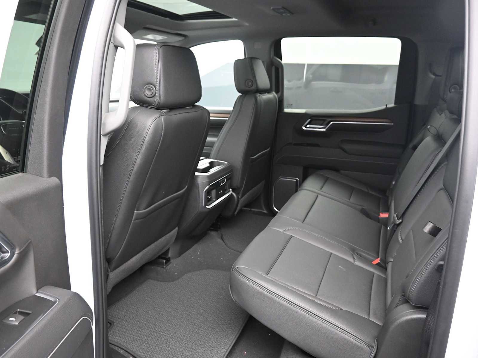 New 2026 GMC Sierra 1500 Denali w/ Denali Reserve Package AWD/4WD image 27