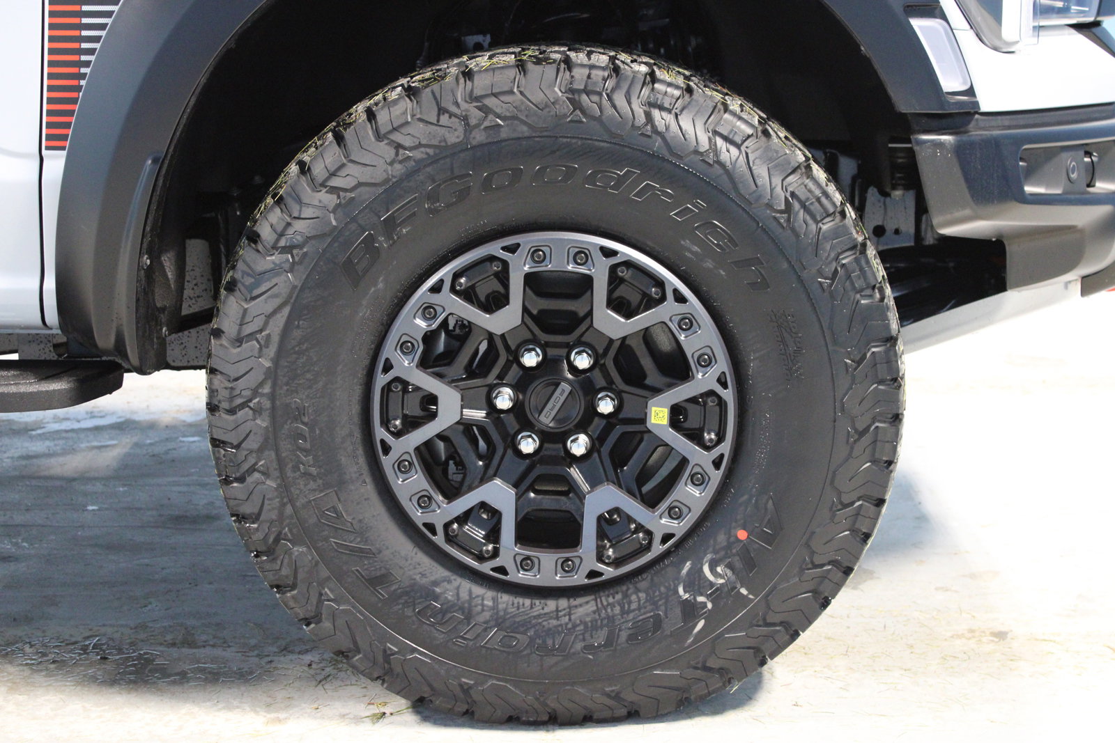 New 2025 Ford F150 Raptor w/ Equipment Group 803A Raptor R image 36