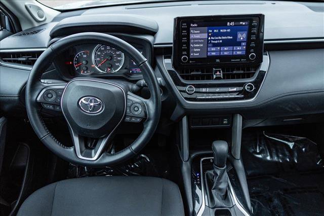 Used 2022 Toyota Corolla Cross LE w/ Moonroof Package image 23