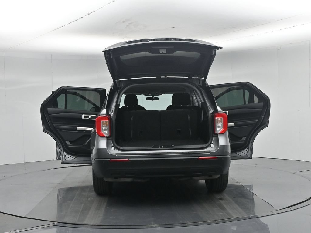 Used 2021 Ford Explorer XLT RWD image 37