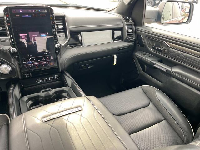 Used 2025 RAM 1500 Limited AWD/4WD image 4
