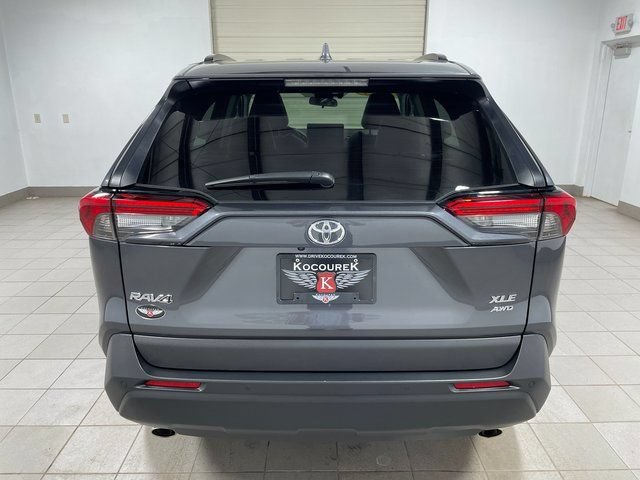 Used 2025 Toyota RAV4 XLE Premium w/ Weather Package AWD/4WD image 5
