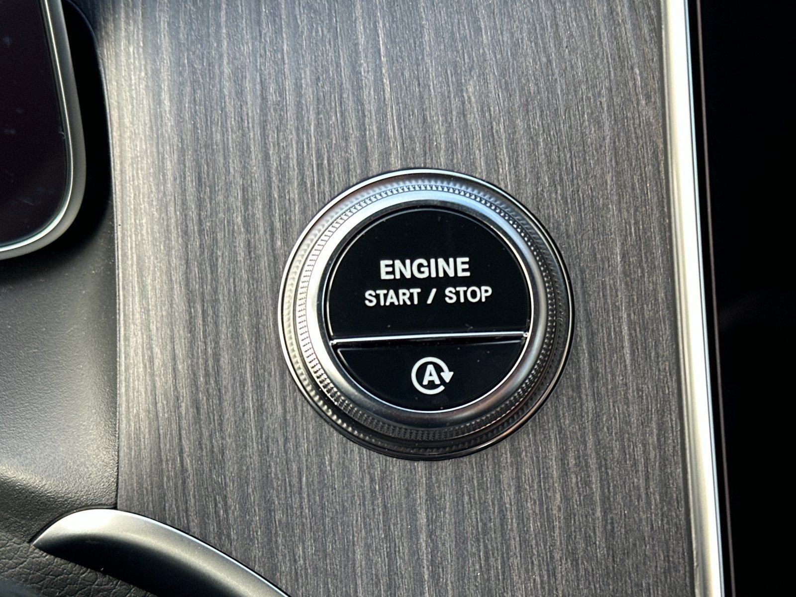 New 2026 Mercedes-Benz GLC 300 4MATIC image 21