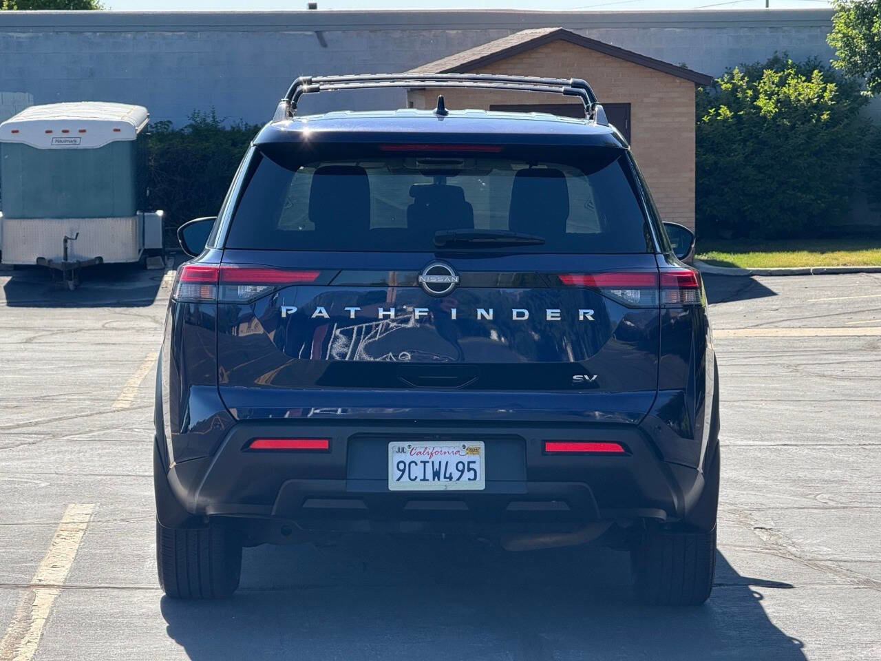 Used 2022 Nissan Pathfinder SV FWD image 6