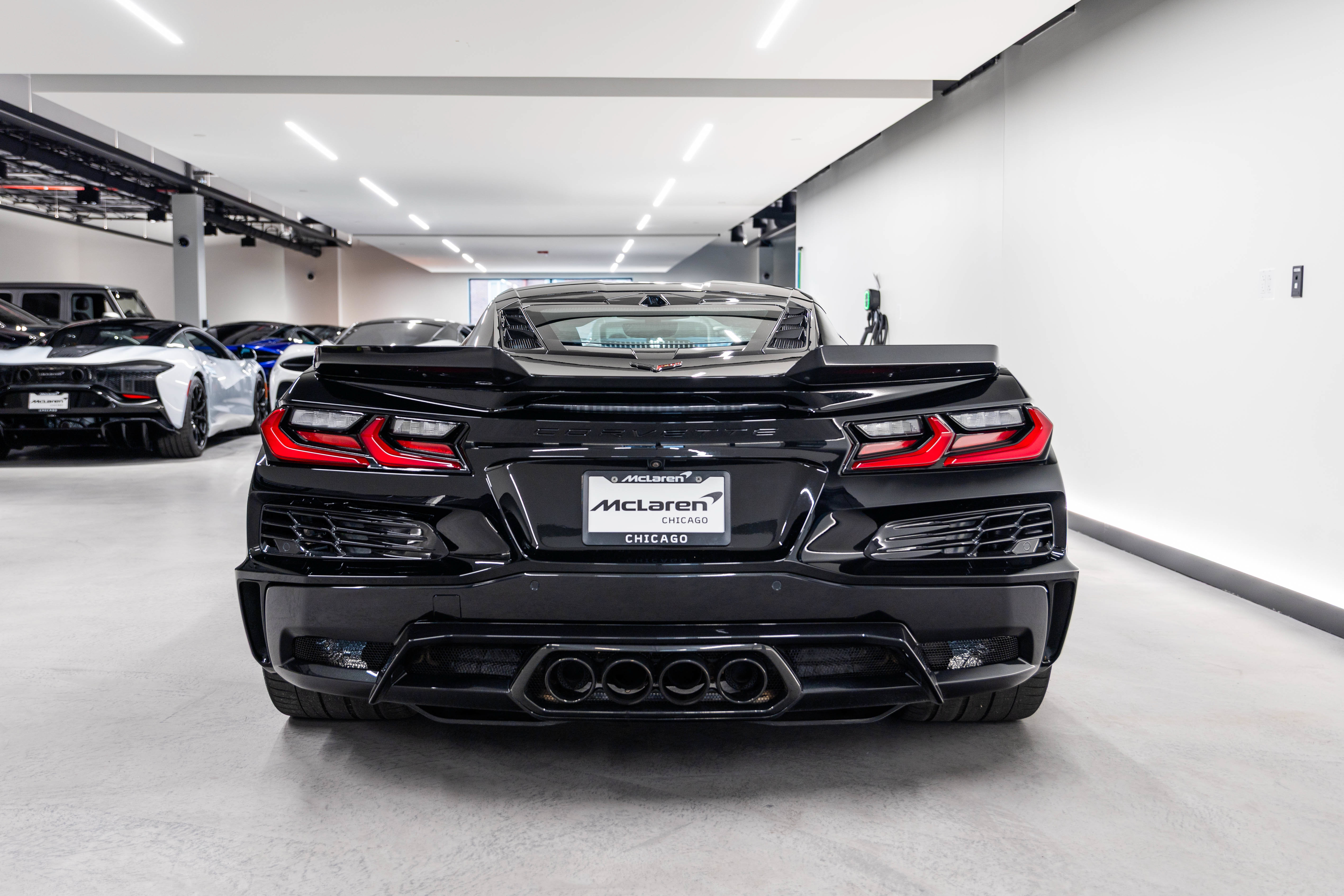 Used 2023 Chevrolet Corvette Z06 RWD image 5