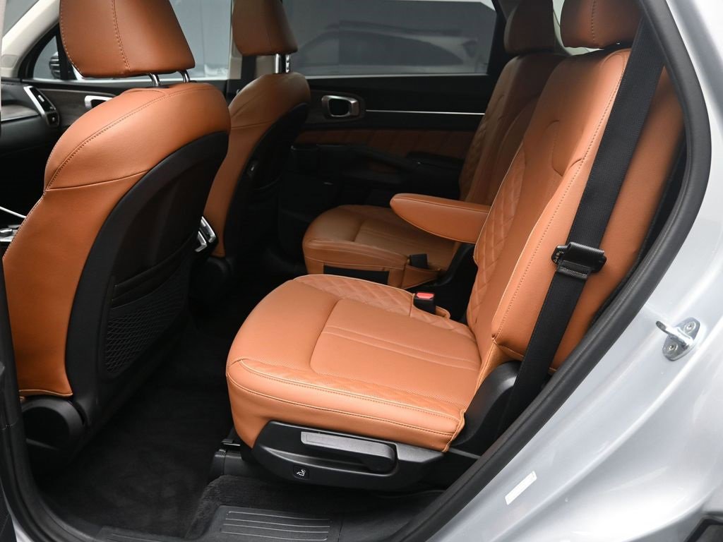 Used 2022 Kia Sorento SX Prestige w/ Rust Color Package image 21