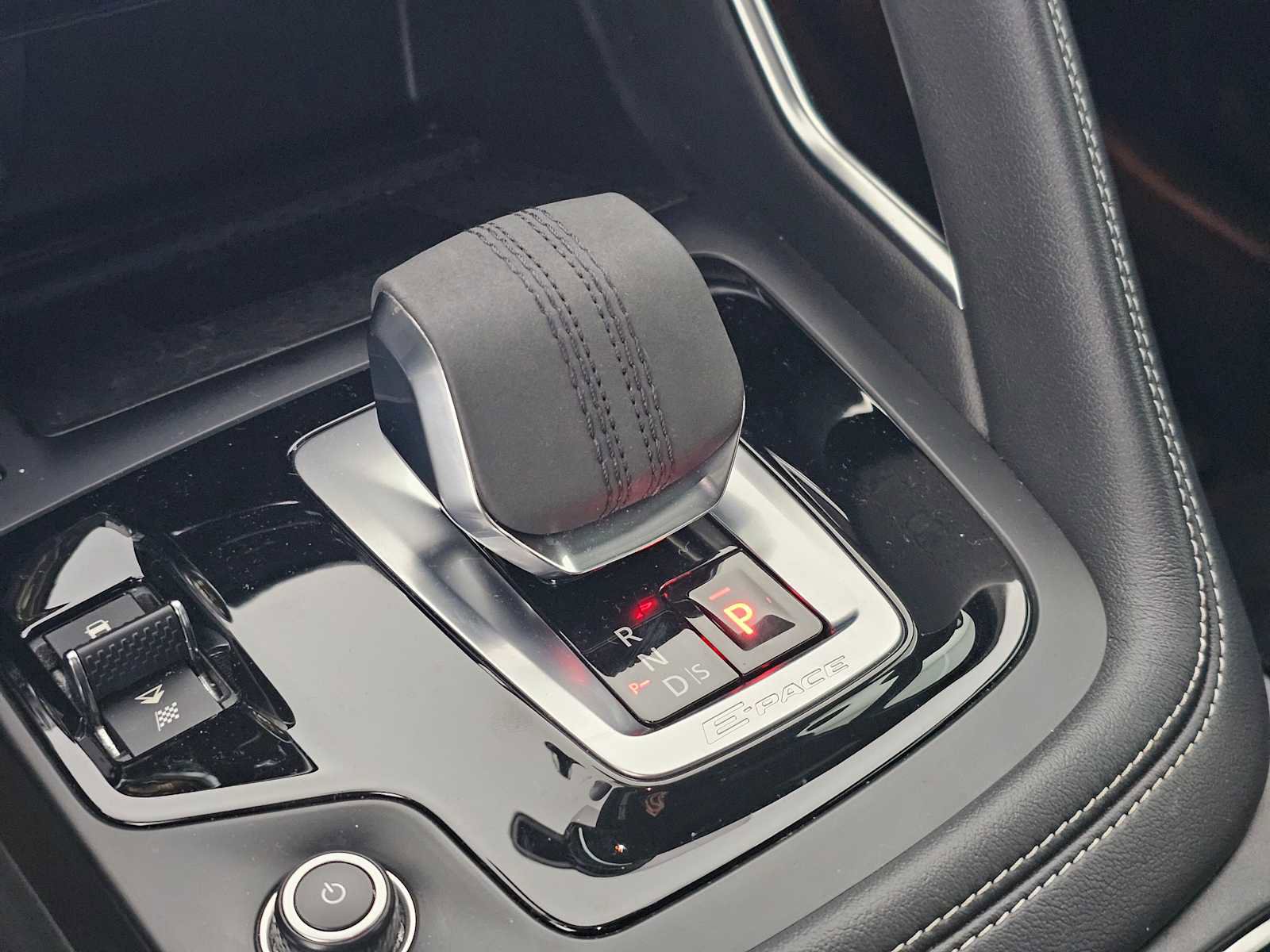 Used 2021 Jaguar E-PACE 300 Sport image 30