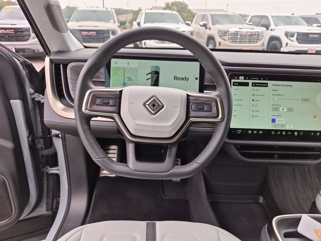 Used 2024 Rivian R1S Adventure AWD/4WD image 30