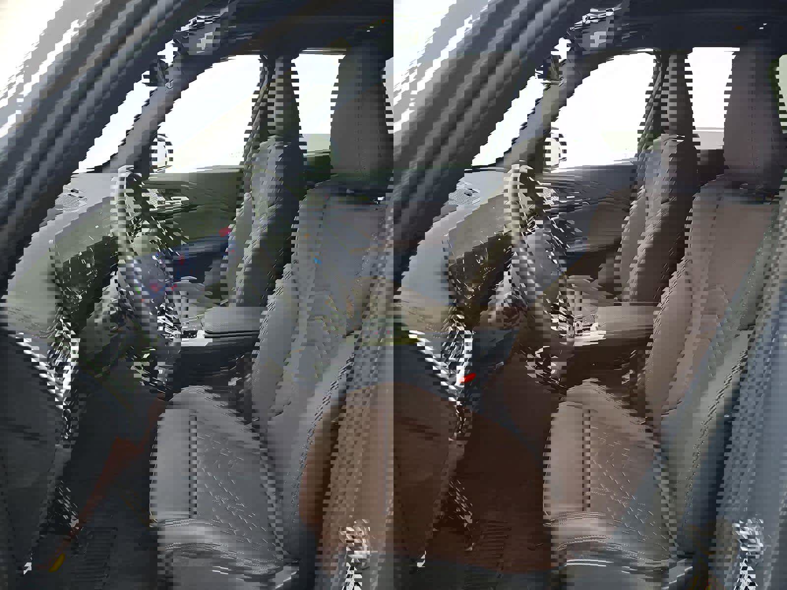 Used 2025 BMW X1 xDrive28i w/ Technology Package image 5