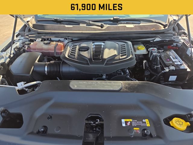 Used 2023 Jeep Wagoneer L Series II AWD/4WD image 4